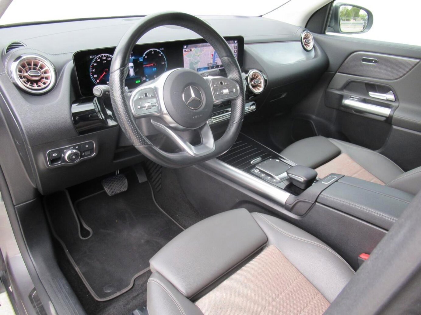 Mercedes-Benz EQA 250