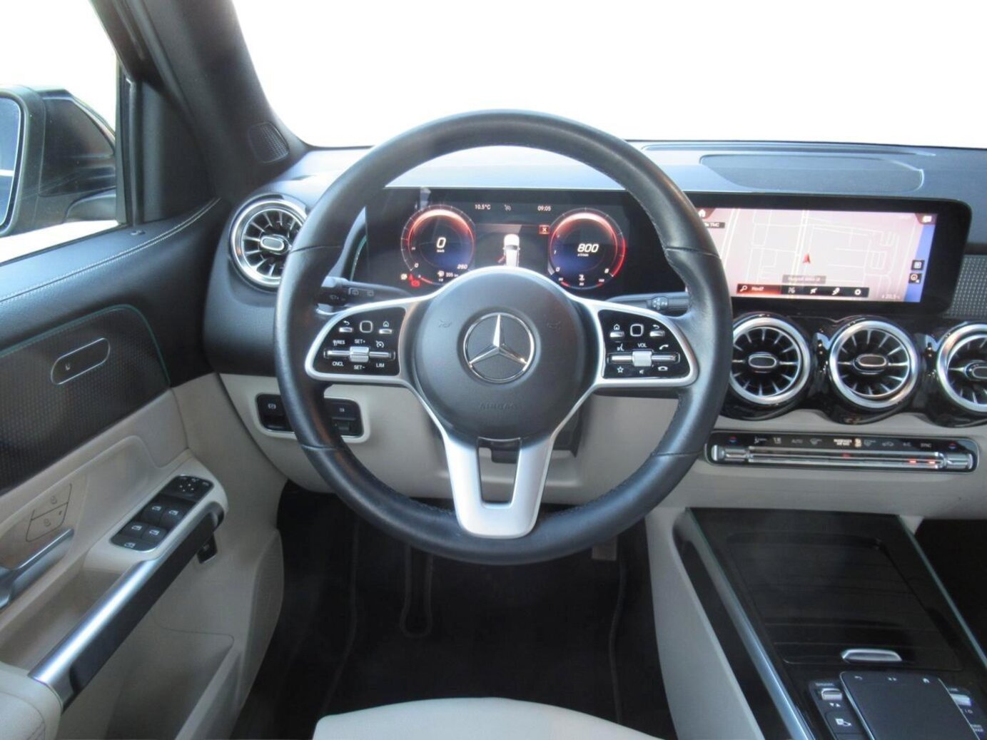 Mercedes-Benz GLB 200