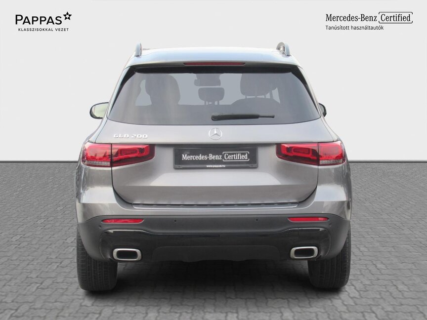 Mercedes-Benz GLB 200