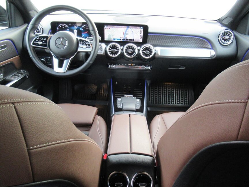 Mercedes-Benz GLB 200