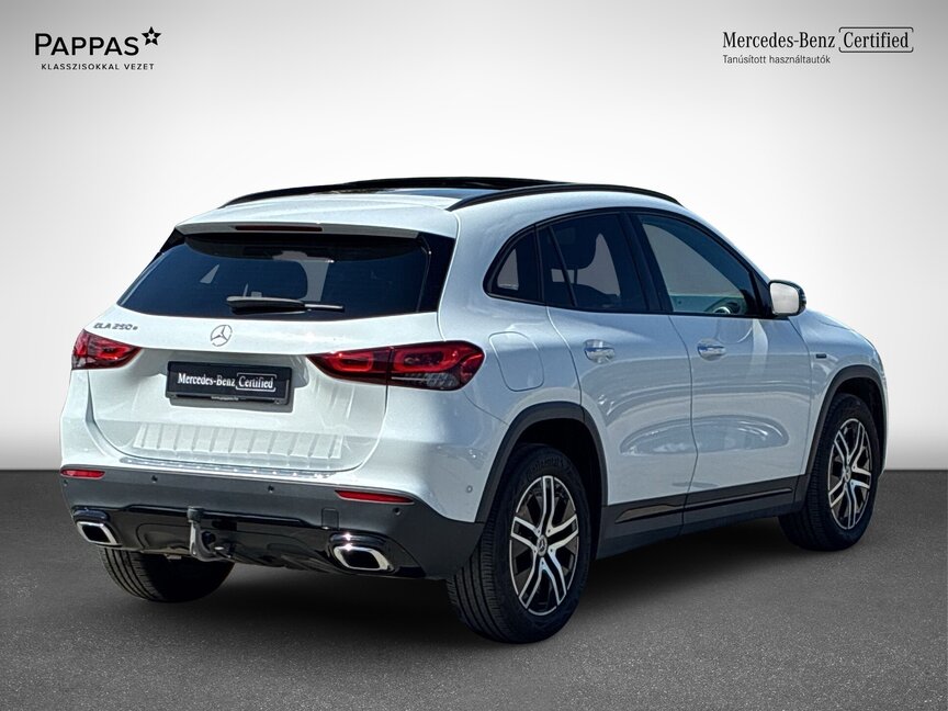 Mercedes-Benz GLA 250 e