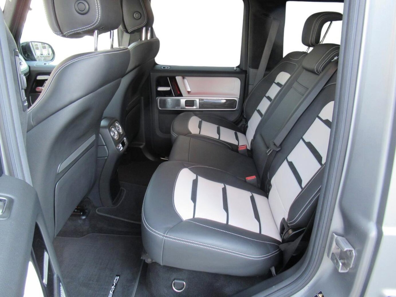 Mercedes-Benz Mercedes-AMG G 63