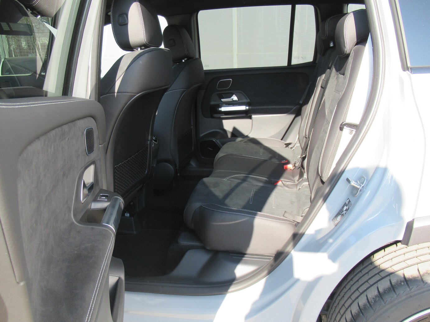 Mercedes-Benz GLB 200 d