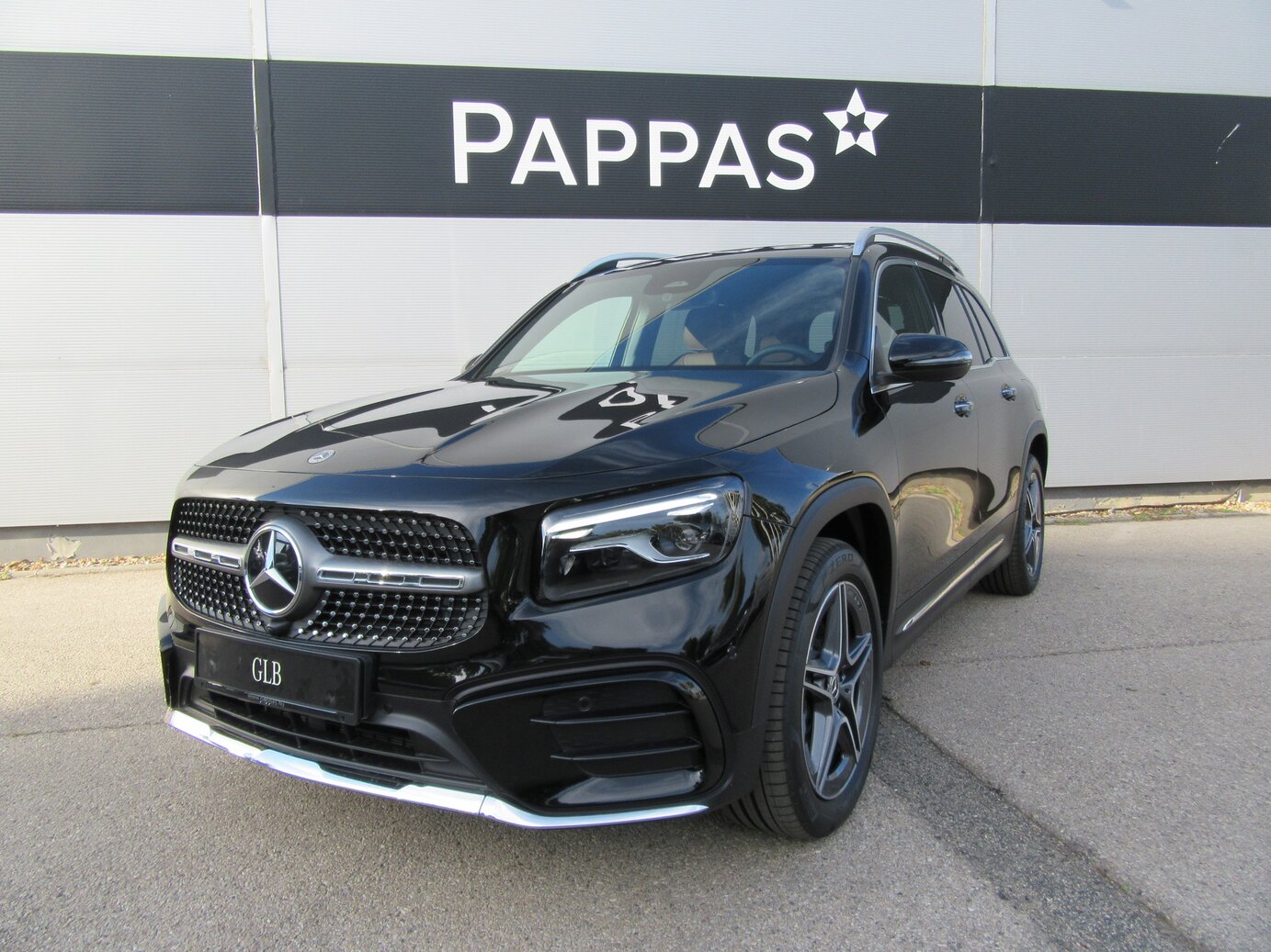 Mercedes-Benz GLB 200