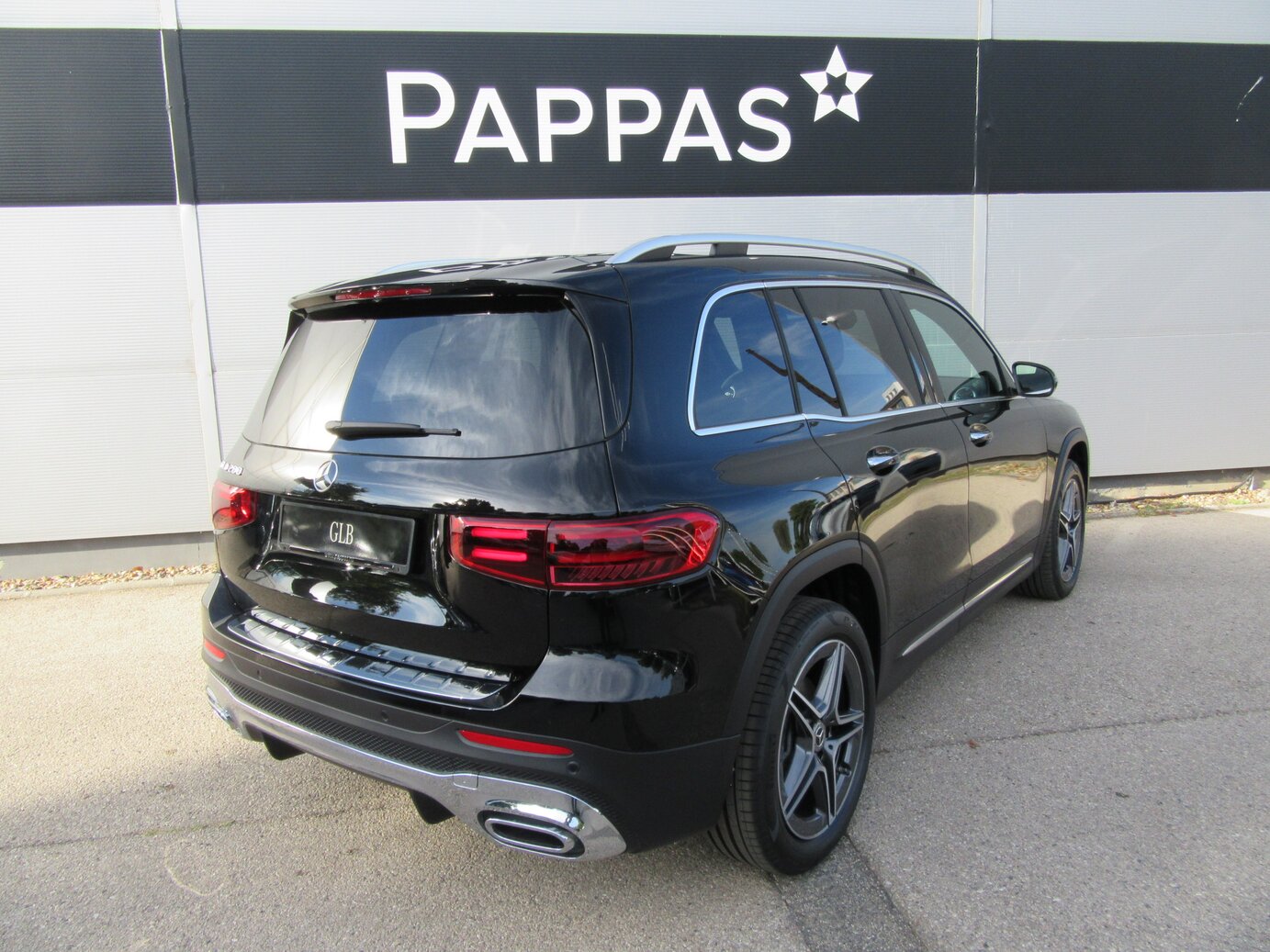 Mercedes-Benz GLB 200