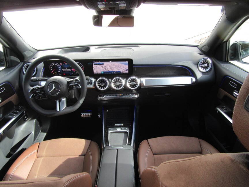 Mercedes-Benz GLB 200