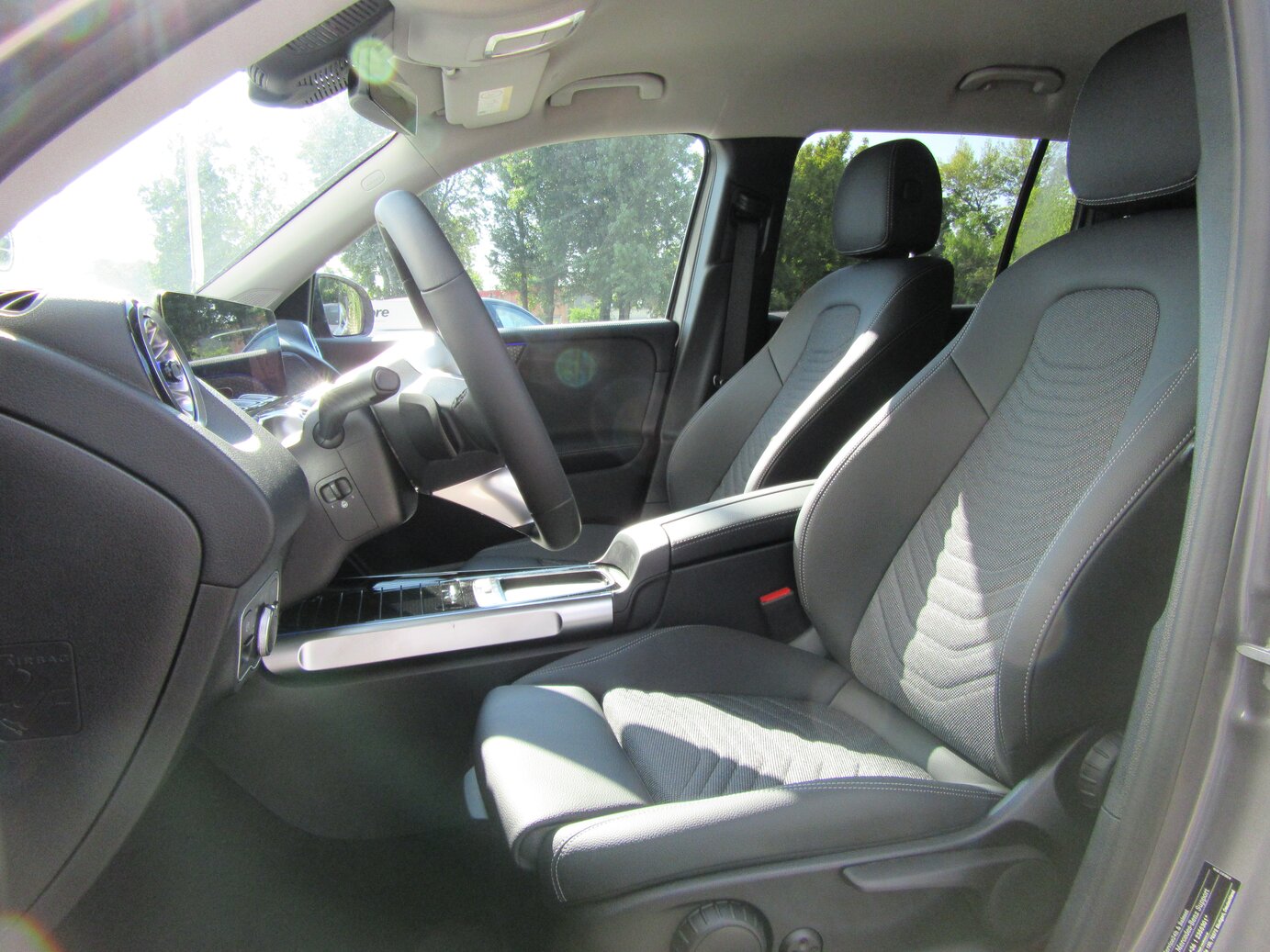 Mercedes-Benz GLB 200