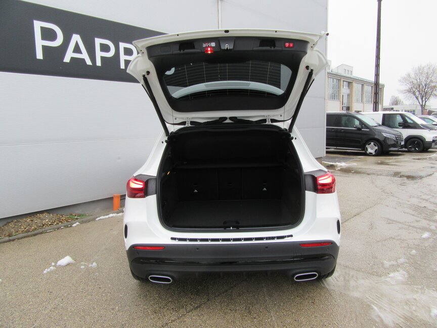 Mercedes-Benz GLA 200 d