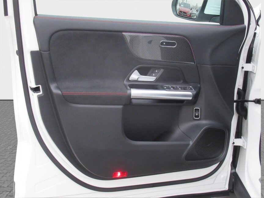 Mercedes-Benz GLA 220 4MATIC