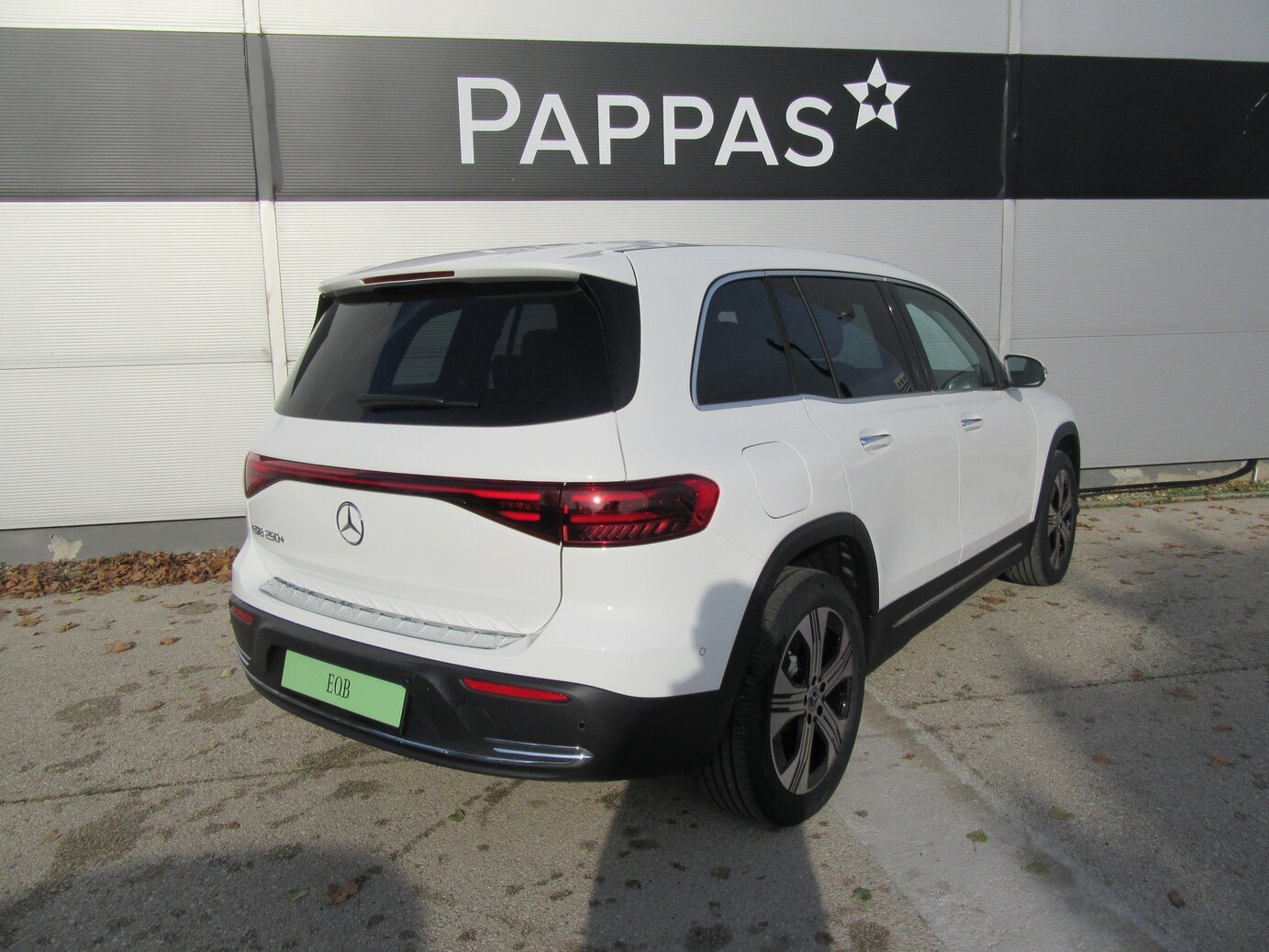 Mercedes-Benz EQB 250+