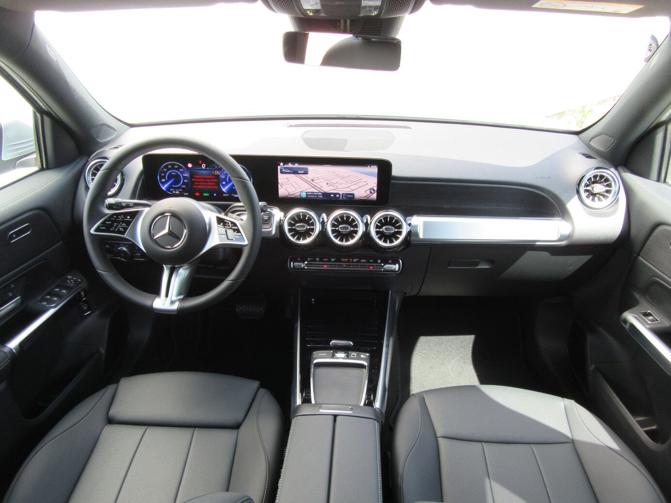 Mercedes-Benz EQB 250+