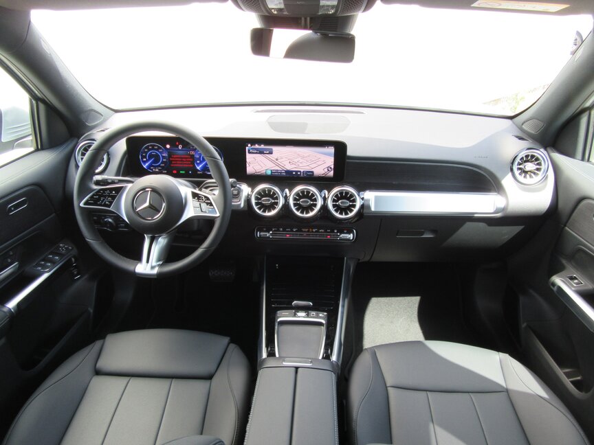 Mercedes-Benz EQB 250+