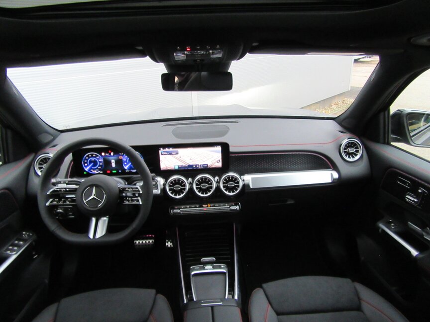 Mercedes-Benz EQB 250+