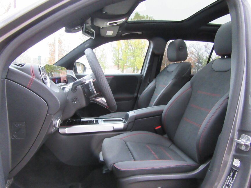 Mercedes-Benz EQB 250+