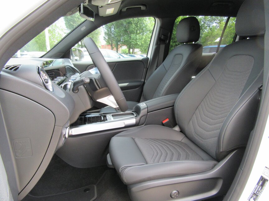 Mercedes-Benz EQB 250+