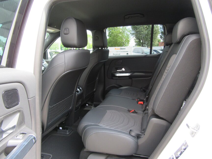 Mercedes-Benz EQB 250+