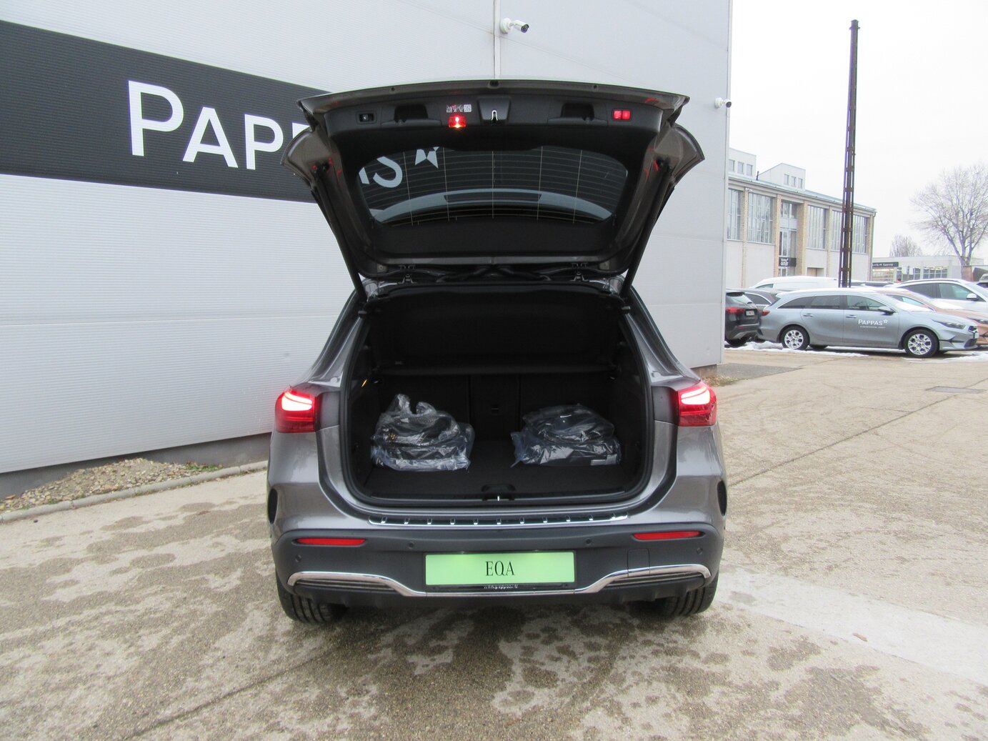 Mercedes-Benz EQA 250+