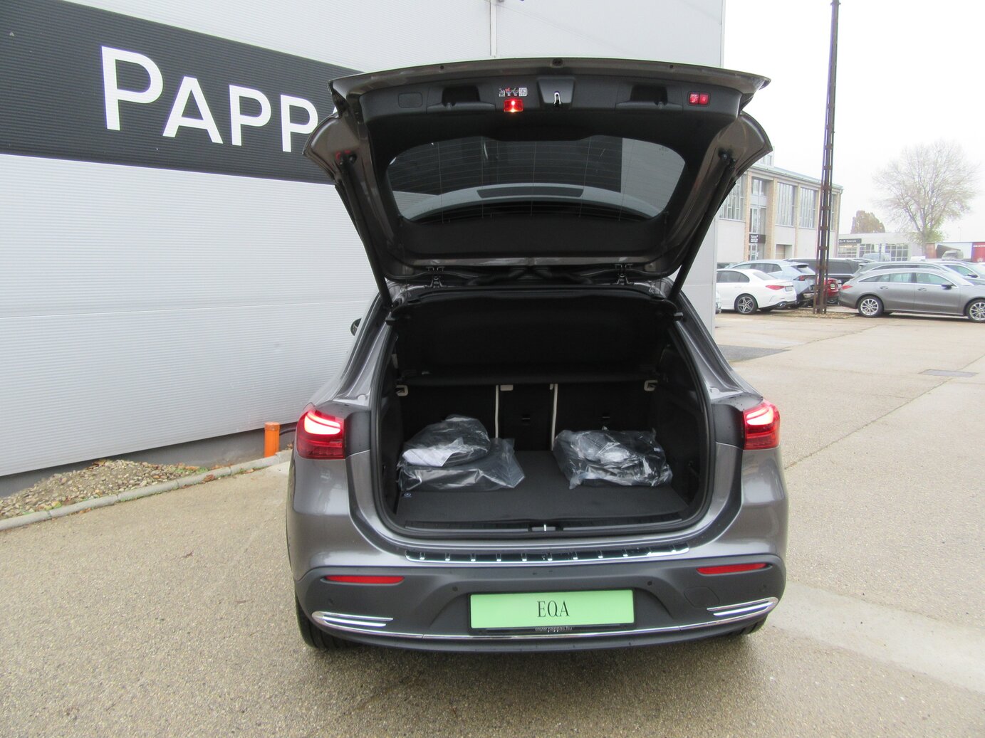 Mercedes-Benz EQA 250+