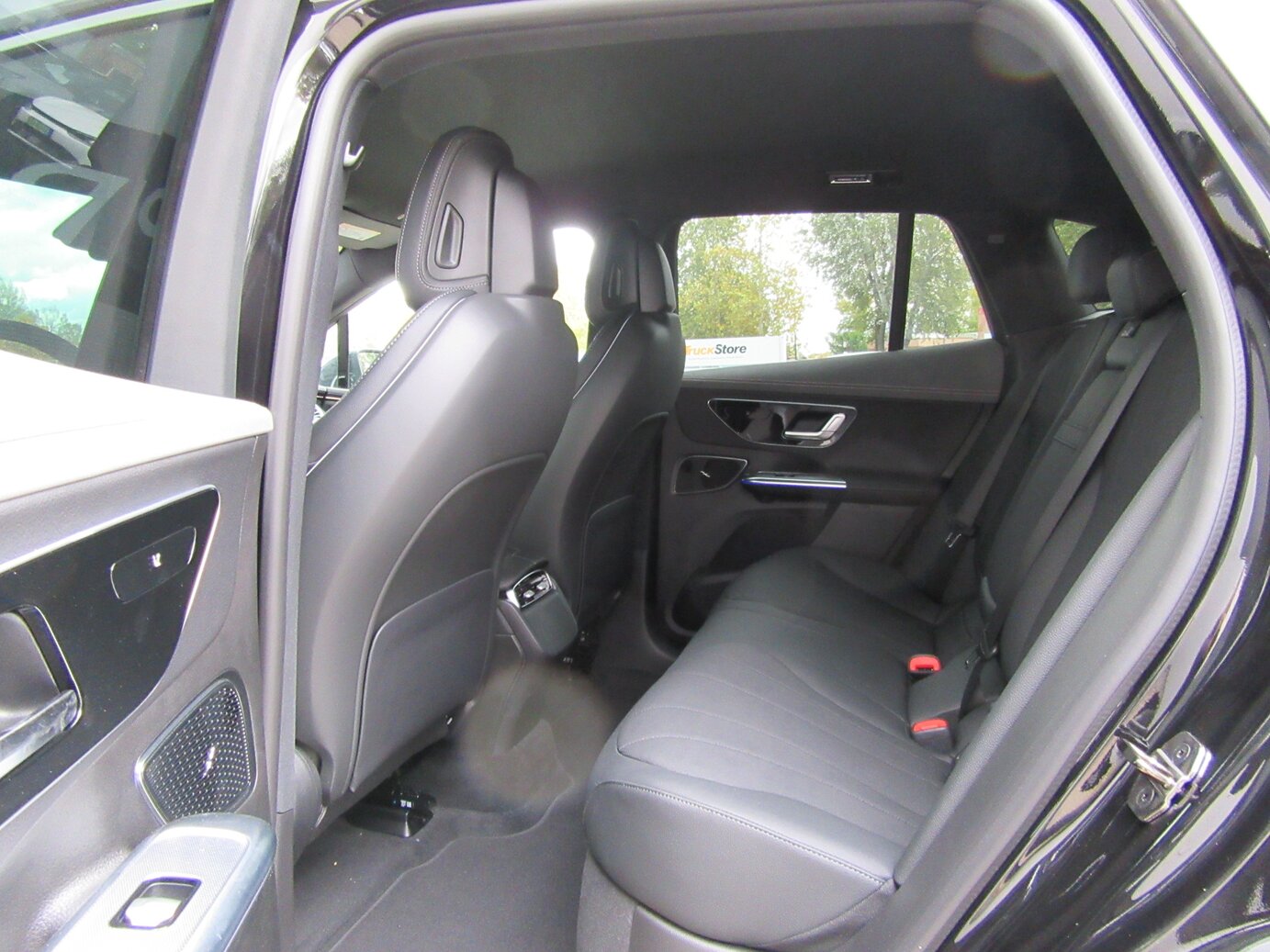 Mercedes-Benz EQE 350 4MATIC SUV