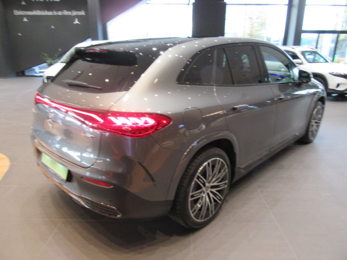 Mercedes-Benz EQE 350 4MATIC SUV