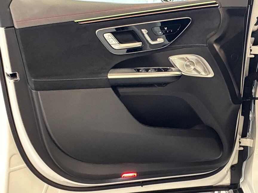 Mercedes-Benz EQE 350 4MATIC SUV