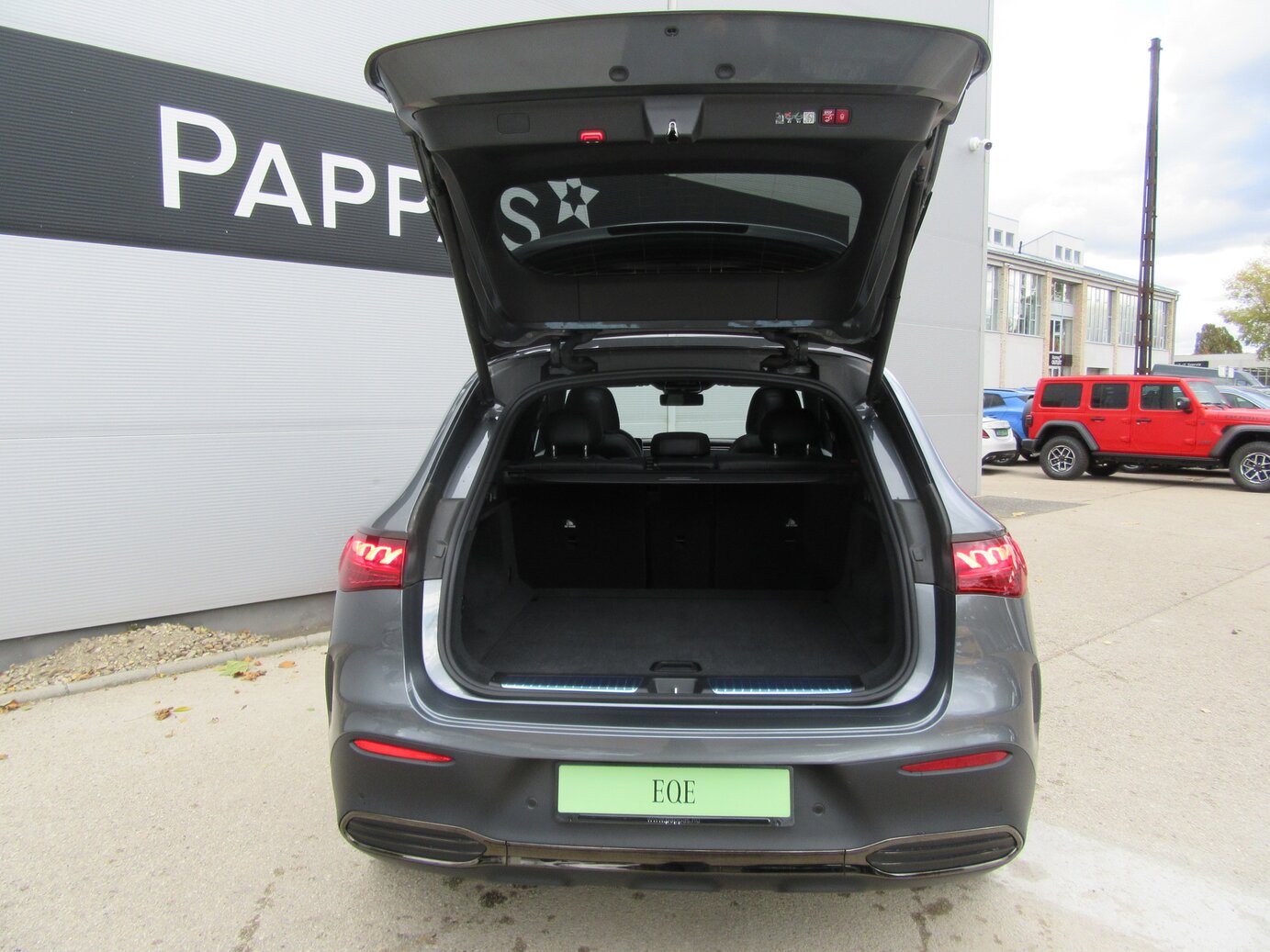 Mercedes-Benz EQE 350 4MATIC SUV