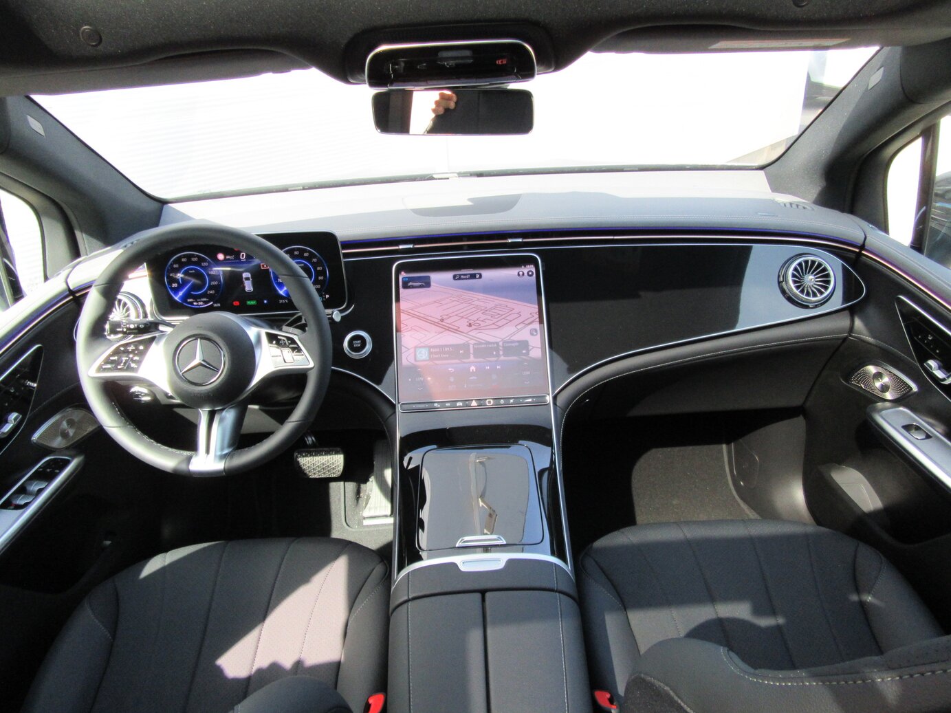 Mercedes-Benz EQE 350+ SUV