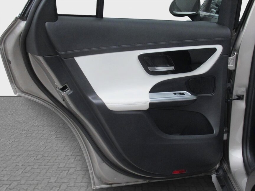 Mercedes-Benz GLC 220 d 4MATIC