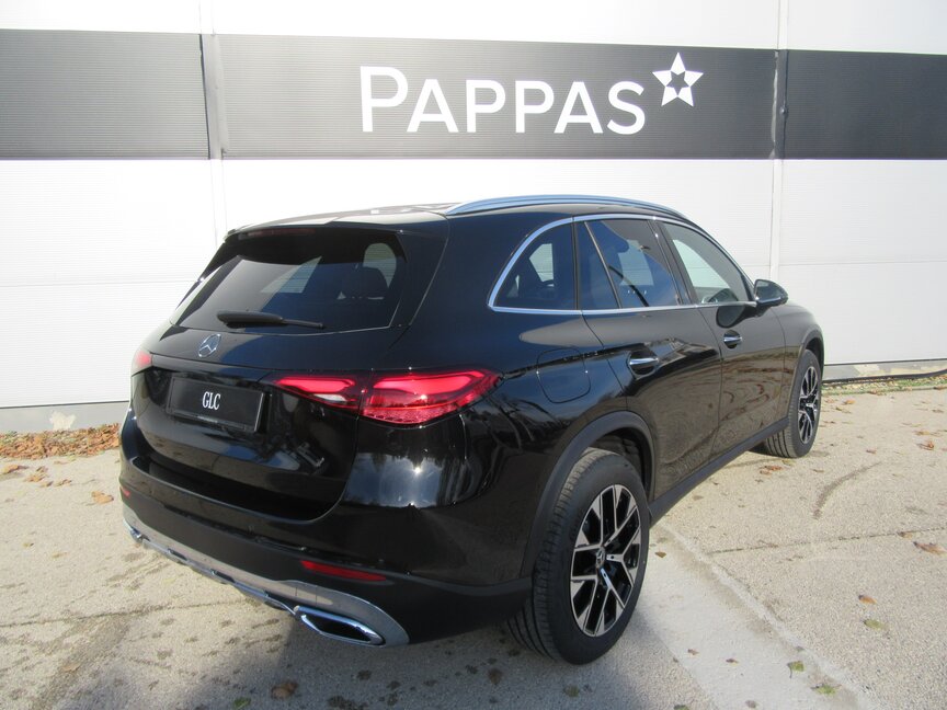 Mercedes-Benz GLC 300 de 4MATIC mit EQ Hybrid Technologie