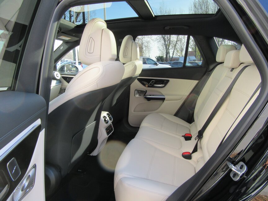 Mercedes-Benz GLC 300 de 4MATIC mit EQ Hybrid Technologie