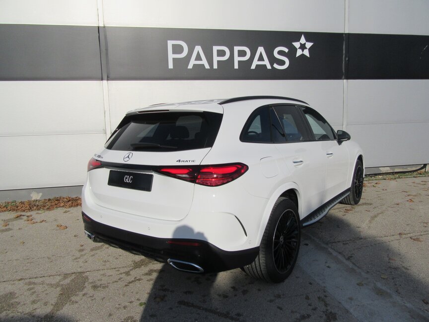 Mercedes-Benz GLC 300 de 4MATIC mit EQ Hybrid Technologie