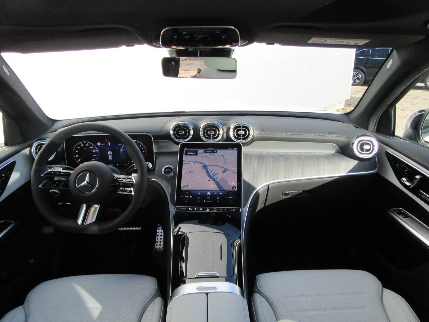 Mercedes-Benz GLC 300 de 4MATIC mit EQ Hybrid Technologie