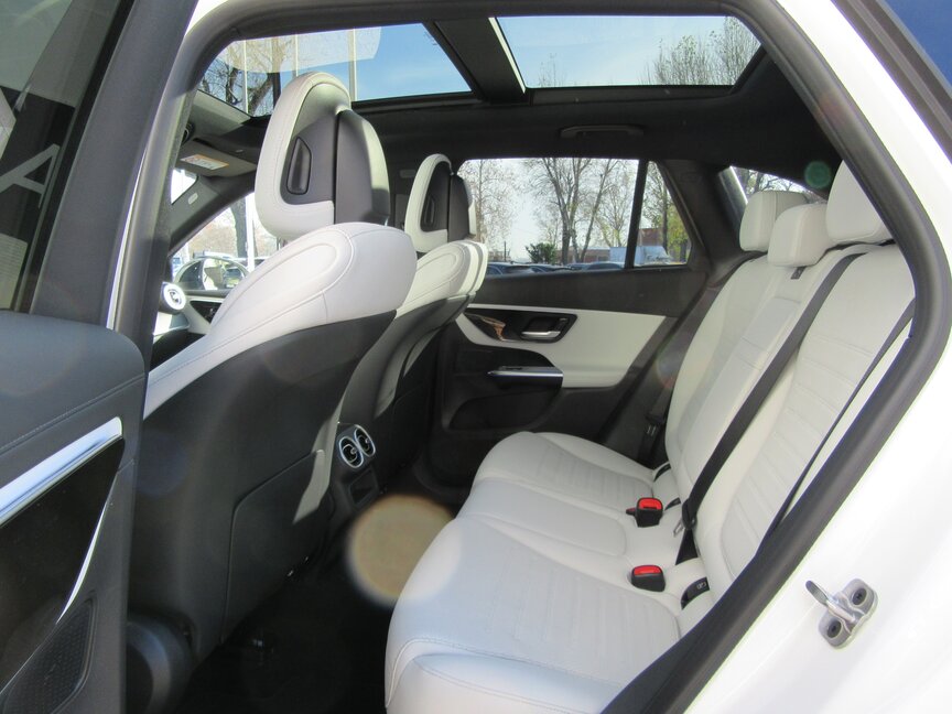 Mercedes-Benz GLC 300 de 4MATIC mit EQ Hybrid Technologie