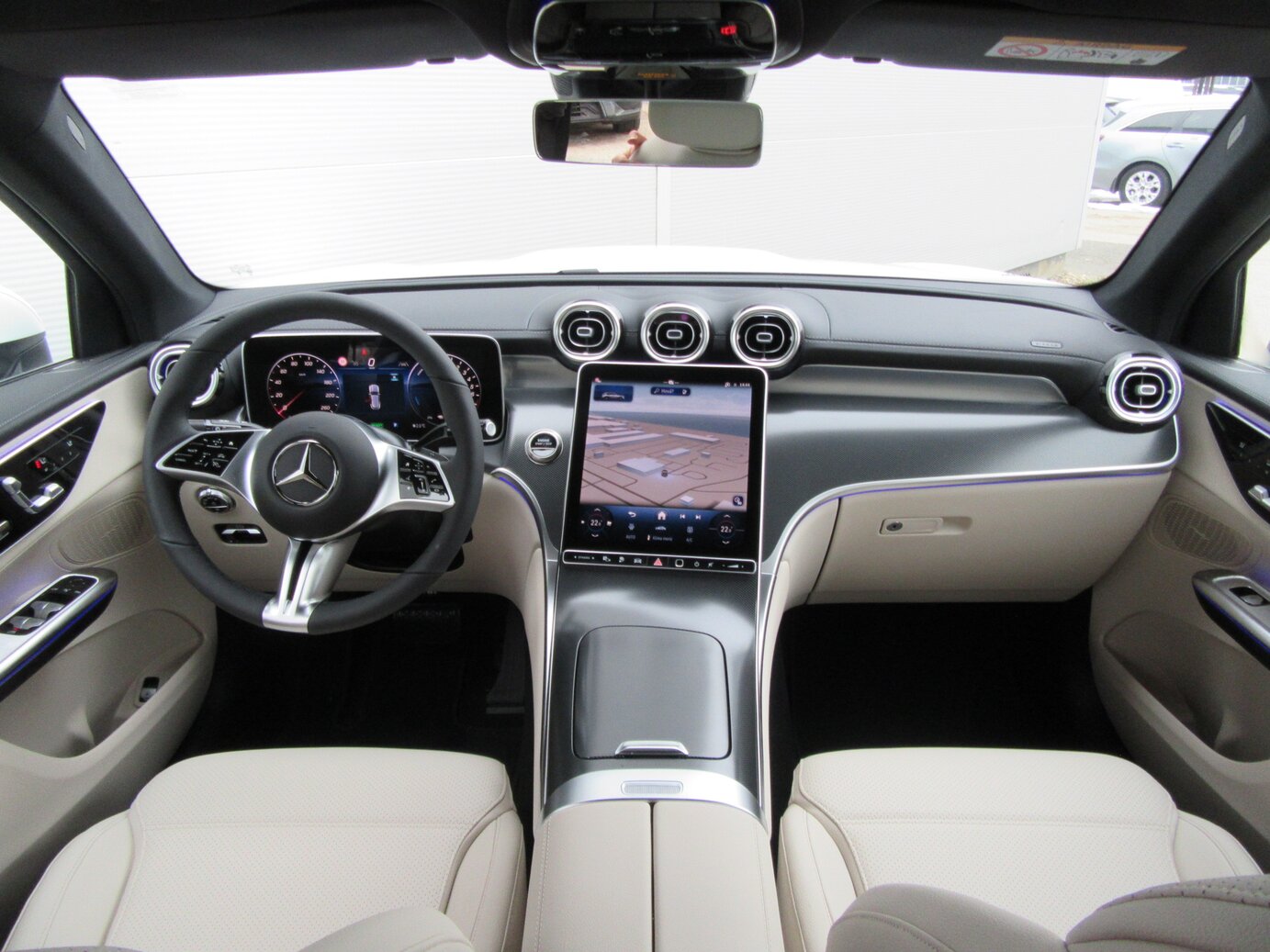 Mercedes-Benz GLC 300 e 4MATIC mit EQ Hybrid Technologie