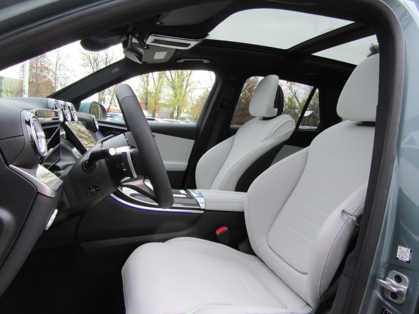 Mercedes-Benz GLC 300 e 4MATIC mit EQ Hybrid Technologie