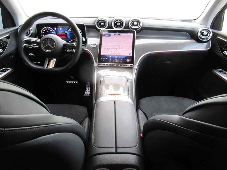 Mercedes-Benz GLC 300 e 4MATIC