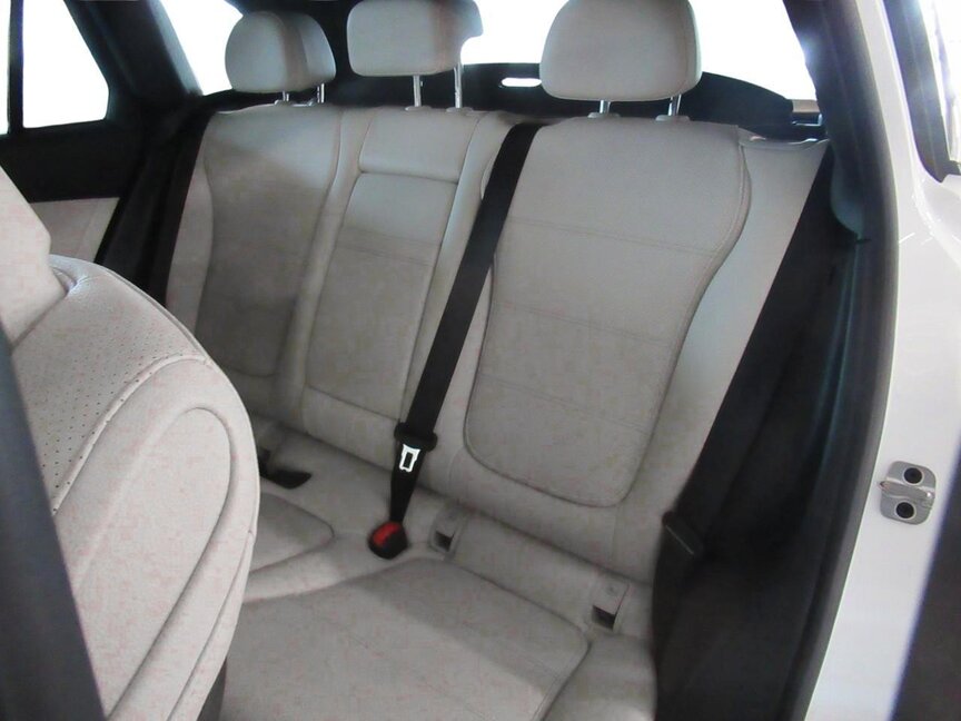 Mercedes-Benz GLC 300 e 4MATIC