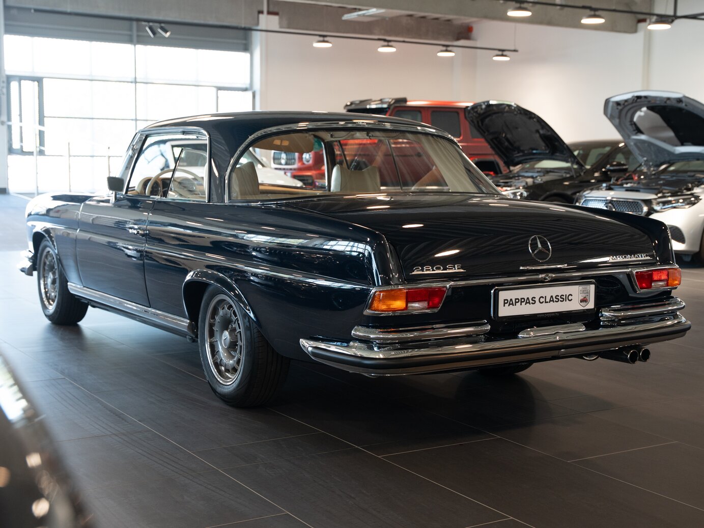 Mercedes-Benz 280 SE