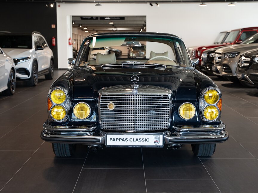 Mercedes-Benz 280 SE