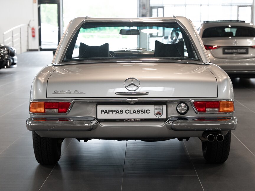 Mercedes-Benz 280 SL (W113)