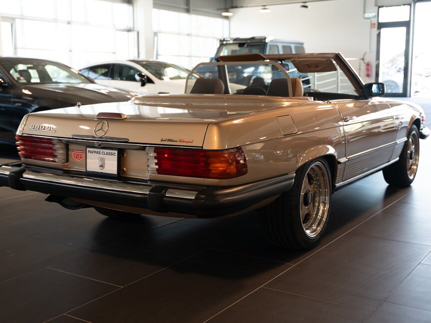 Mercedes-Benz 380 SL