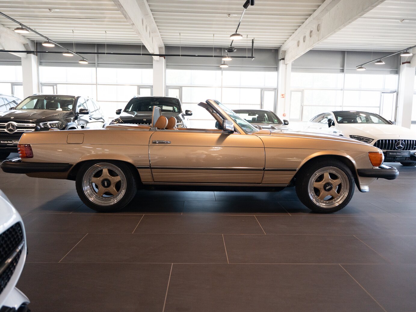 Mercedes-Benz 380 SL