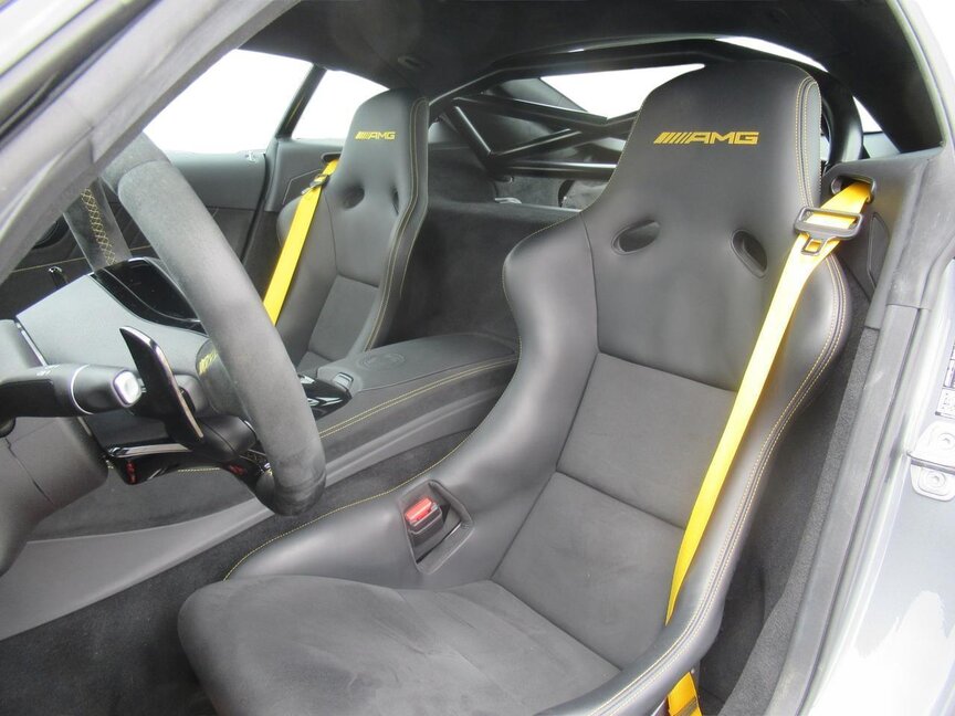 Mercedes-Benz AMG GT R Coupé