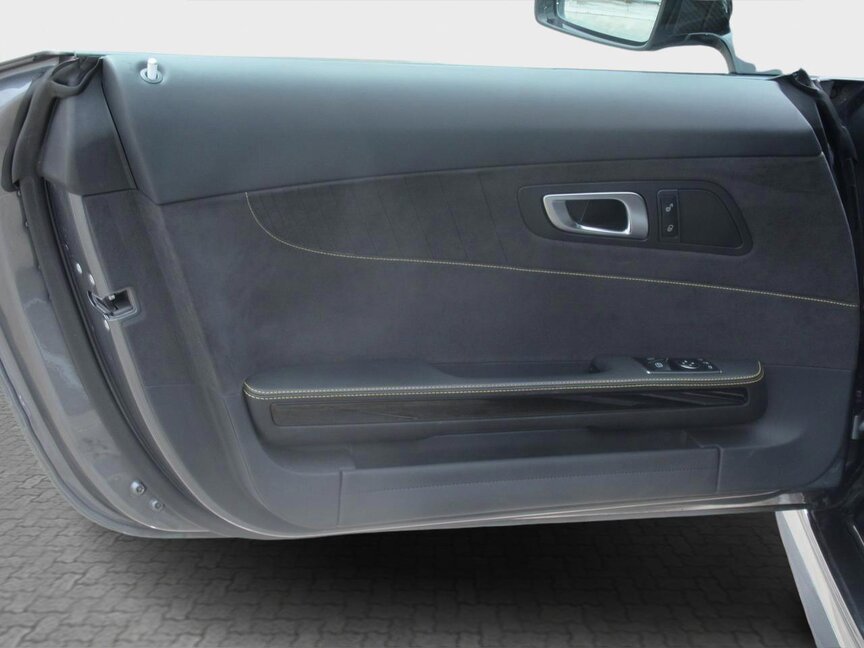 Mercedes-Benz AMG GT R Coupé