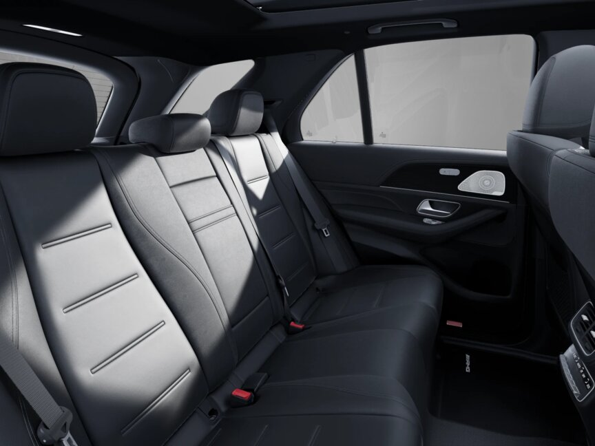 Mercedes-Benz GLE 450 d 4MATIC off-road vehicle