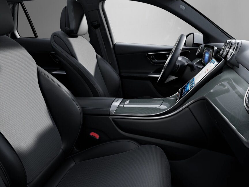 Mercedes-Benz GLC 300 e 4MATIC Off-Roader