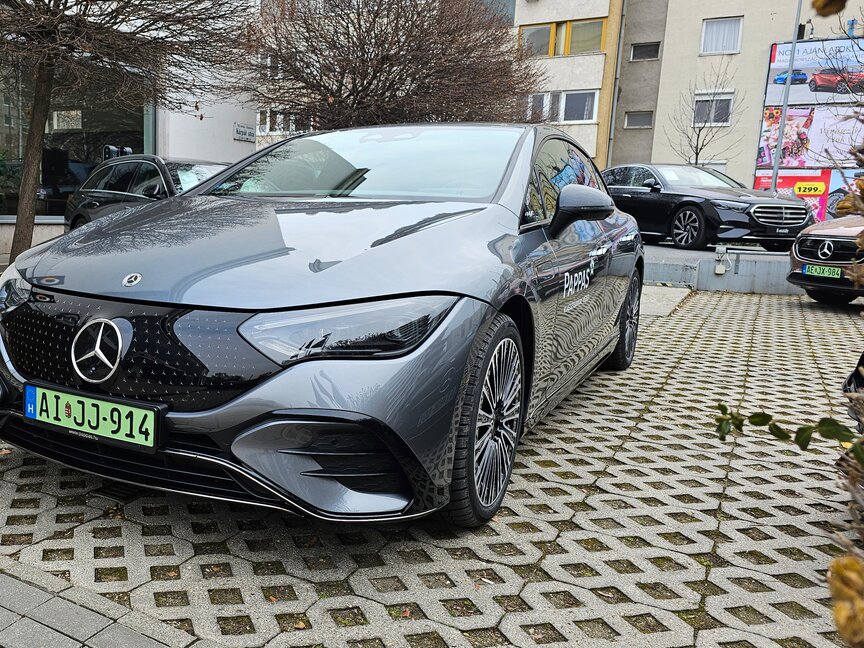 Mercedes-Benz EQE 350 4MATIC