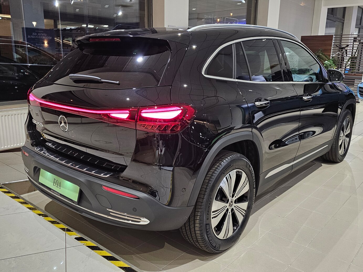 Mercedes-Benz EQA 250+