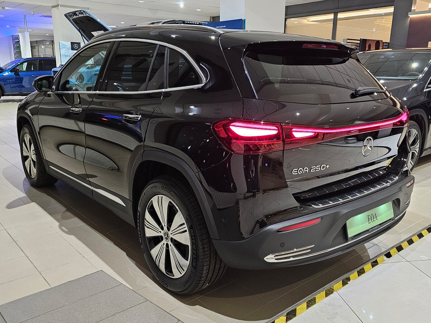 Mercedes-Benz EQA 250+