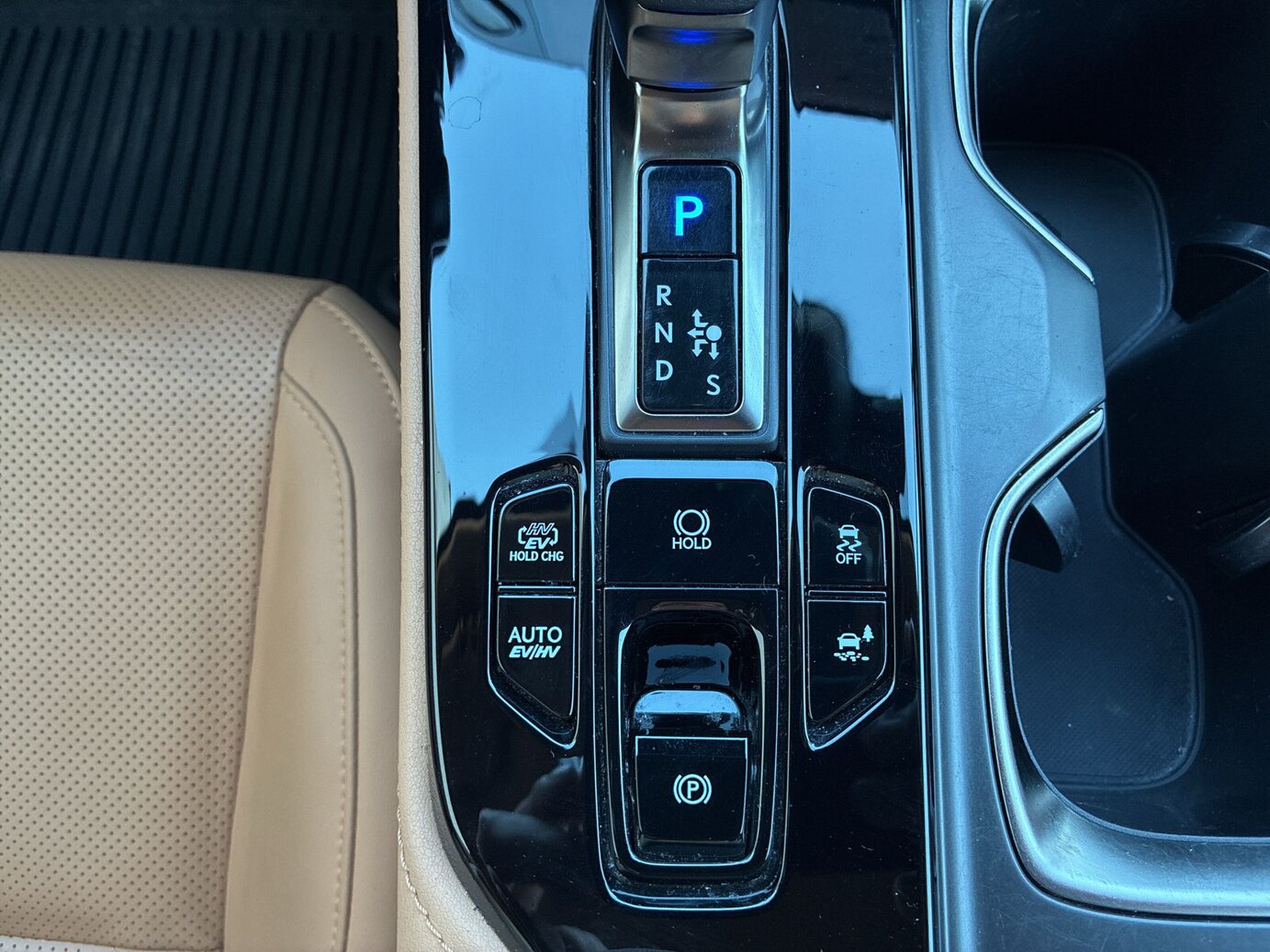 Lexus NX 450H